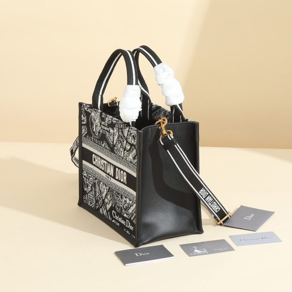 The Paris map small book tote handbag was designed by Maria Grazia Chiuri