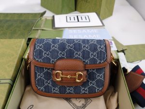 The GG horseclip 1955 series mini handbag adds a mix and match style to this retro style collection