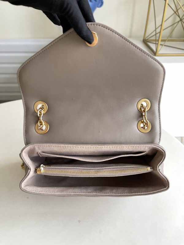 i1628427879_1103_7 LV New Wave Chain Bag