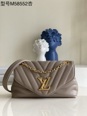 i1628427879_852_0 LV New Wave Chain Bag
