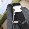 This waist bag is made of beige and ebony GG Supreme canvas