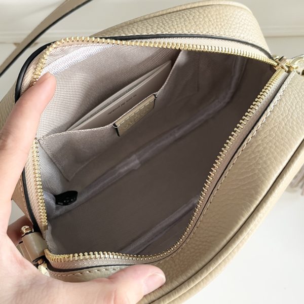 i1666863777_9835_7 GG Disco SOHO Camera Bag Classic will never go out of style embossed double G with leather tassels The top layer of cowhide is super soft