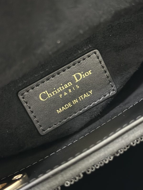 i1690525116_8224_8 ❤️❤️ Lady Dior's three panel embroidered bead tube with black lining and sheep tendon