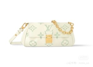FAVORITE handbag