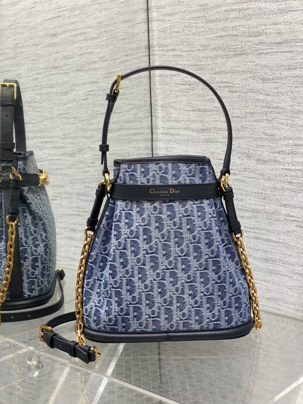 i1719934302_6110_3 Large bucket bag ‼️ The C'est denim series reinterprets classic letter patterns with irregular stone wash effects