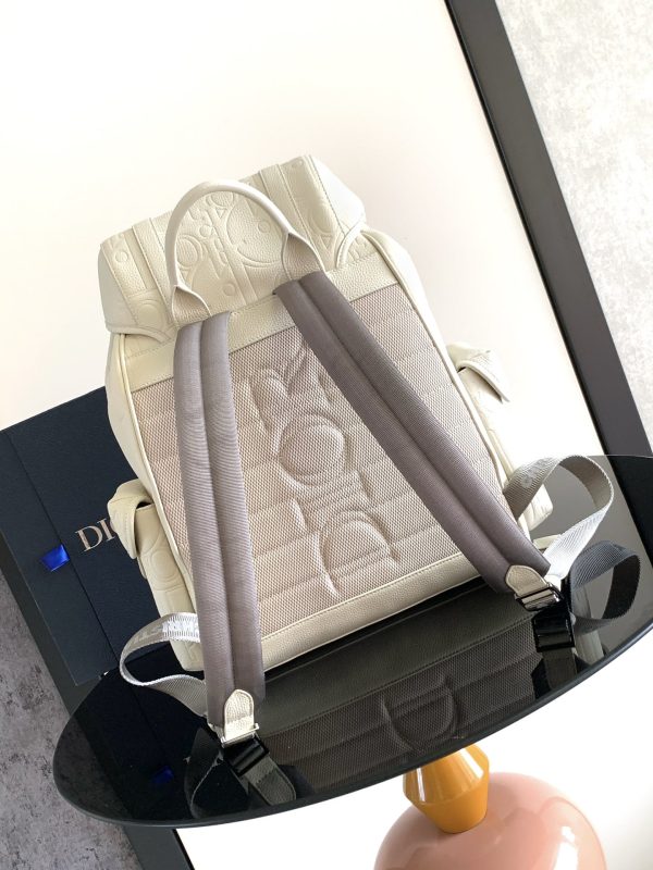 i1725289307_7527_5 This Dior Hit The Road flip backpack blends modern style with Dior's haute couture spirit