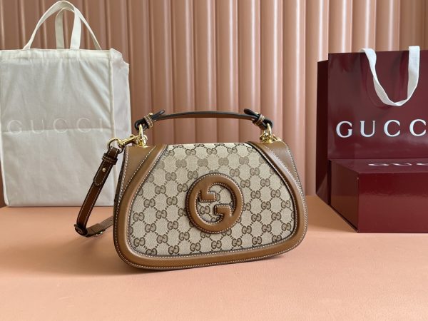 i1726321283_8855_0 The new G brand logo will be refreshed and interpreted in bags through different techniques every season