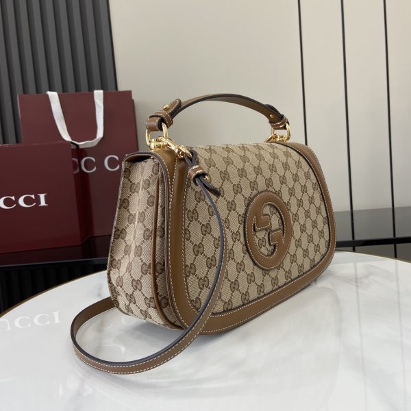 i1729404800_5568_0 The new Gucci Blondie handbag collection is adorned with the brand's iconic logo, which first appeared in the early 1970s