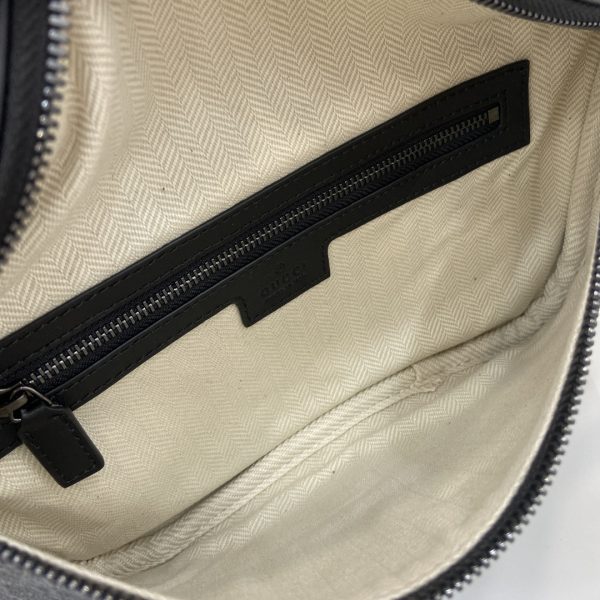 i1736942877_5594_0 The all-new GG Emblem series of men's travel items reinterpret the brand's timeless elegance and exquisite craftsmanship