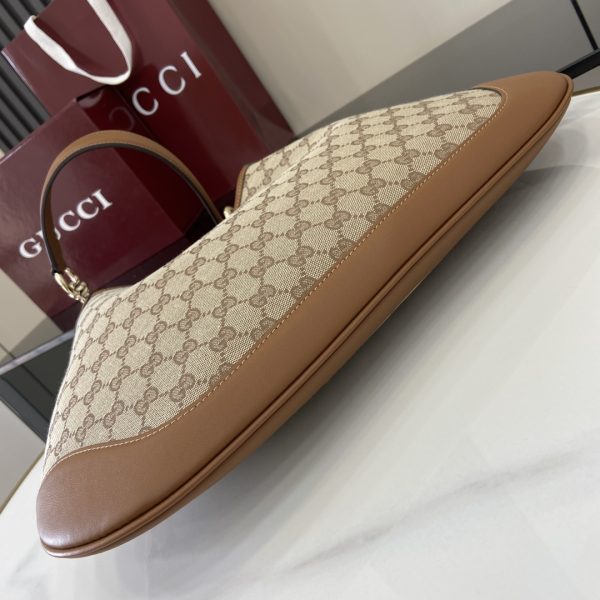 i1741858251_960_0 Presenting the Gucci Body Double Lock Handbag Collection,