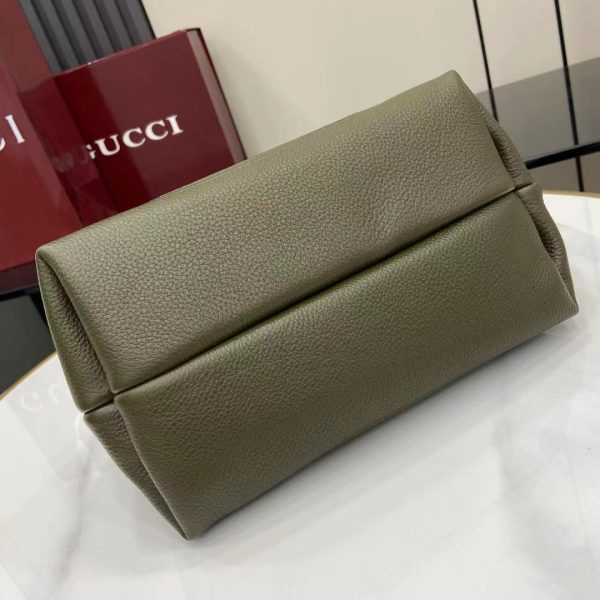 i1744395296_336_1 Gucci Softbit Series Shoulder Craftsmanship Incorporates Large Half Horseneck Buckle Design, Brand Classic Equestrian Style