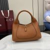 i1744525418593_6397_0_2 Gucci Softbit Series Shoulder Craftsmanship Incorporates Large Half Horseneck Buckle Design, Brand Classic Equestrian Style