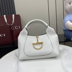 i1744525633739_1205_0_0 Gucci Softbit Series Shoulder Craftsmanship Incorporates Large Half Horseneck Buckle Design, Brand Classic Equestrian Style