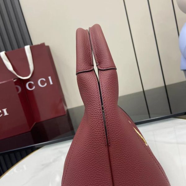 i1744525671597_1817_0_5 Gucci Softbit Series Shoulder Craftsmanship Incorporates Large Half Horseneck Buckle Design, Brand Classic Equestrian Style