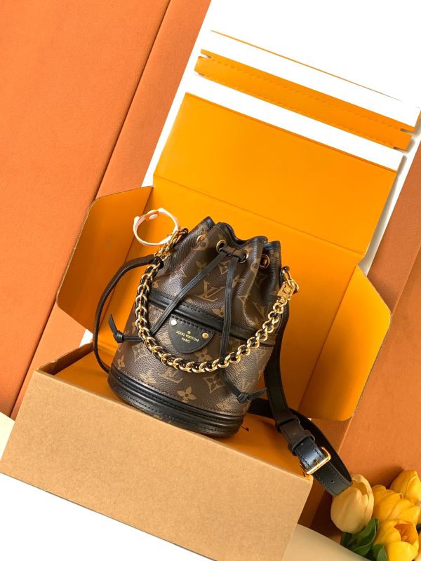 i1745294290_2080_6 CANO É handbag