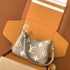 i1746354742_873_4 The Boulogne handbag