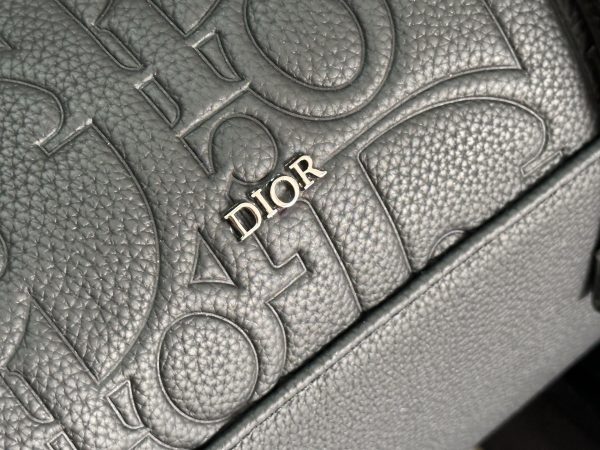 i1746805597460_8990_0_5 This Dior Hit The Road flip backpack blends modern style with Dior's haute couture spirit
