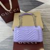 i1747300128_6603_4 The GG Marmont series ingeniously integrates styling accessories and cut chain straps, selecting soft leather to create a bag shape with soft lines