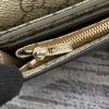 i1747542302_4155_0 The GG Emblem series shoulder backpack is revitalized, interpreting the brand's timeless elegance and exquisite craftsmanship