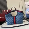 i1757313525484_1282_0_2 Gucci Giglio collection launches a smaller version. This tote bag made its debut at the brand's 2026 early spring fashion show in Florence