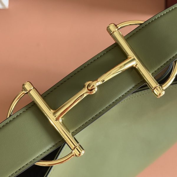 The Gucci Beatrix handbag series is crafted with black cowhide material and is meticulously crafted