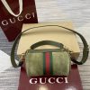 i1760419282237_2369_0_1 The GGOphidia series ingeniously integrates striped webbing and gold toned double G logo