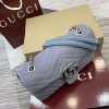 i1761120638646_9330_0_3 The GGMarmont series ingeniously integrates styling accessories and cut chain straps, selecting soft leather to create a bag shape with soft lines