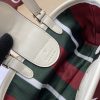 i1763104973945_1345_0_10 The GG Emblem series presents a variety of modern and stylish women's small leather items with ingenuity