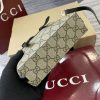 i1763104988733_9574_0_7 The GG Emblem series presents a variety of modern and stylish women's small leather items with ingenuity