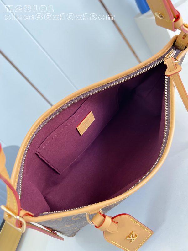 i1767873462349_2533_0_9 Carryall East West