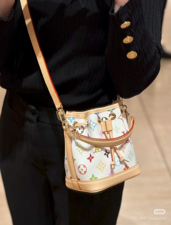 i1768337067399_5388_0_3 LV x TM NANO NO É handbag