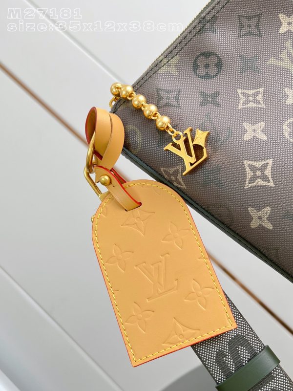 i1769659936585_1312_0_2 (1) Vagabond Hobo handbag