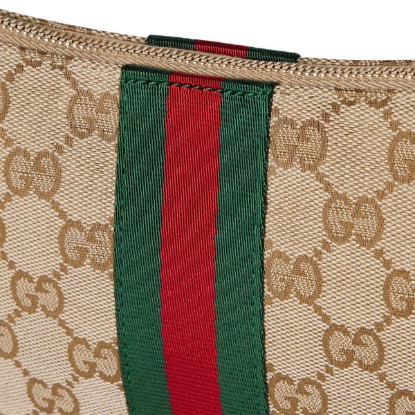 i1769867332151_346_0_4 GG2026 autumn/winter collection, Beatrix series handbags adopt a casual silhouette, with iconic buckle details on the shoulder straps