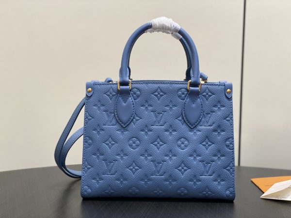 i1774295808572_3488_0_2 The OnTheGo small handbag is made of Monogram Empreinte sn leather