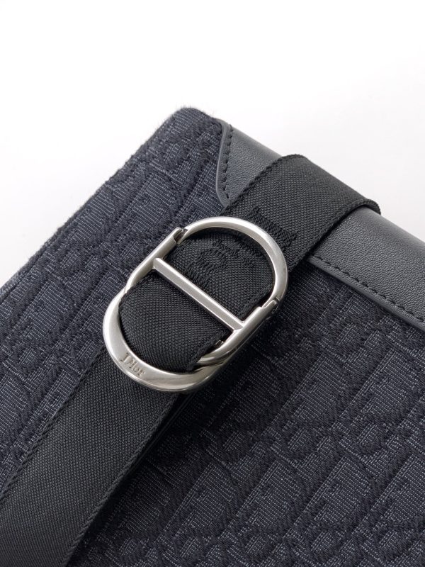 This Dior Jett messenger bag was created by Jonathan Anderson for his Dior debut collection